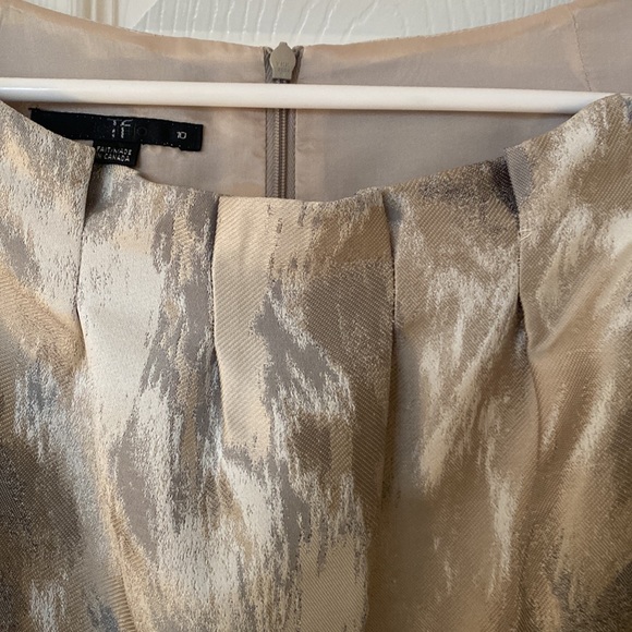 Classic and elegant dress from TeenFlo - Picture 3 of 5